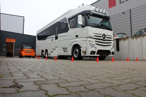 DB Actros Centurion_Untitled.jpg